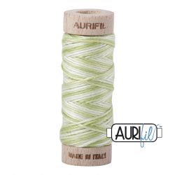 MK10 | Aurifloss | Wooden Spool by Light Spring Green